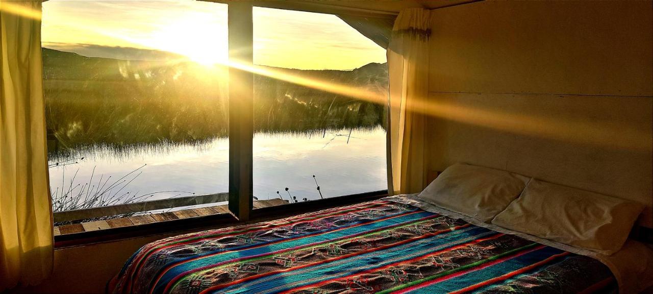 Titicaca Habitacion Panoramica Vista Al Amanecer Villa Puno Exterior foto